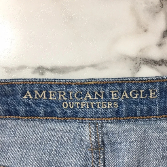 American Eagle Cut Off Mini Jean Skirt Womens 8 Light Wash Button Fly - Picture 7 of 12